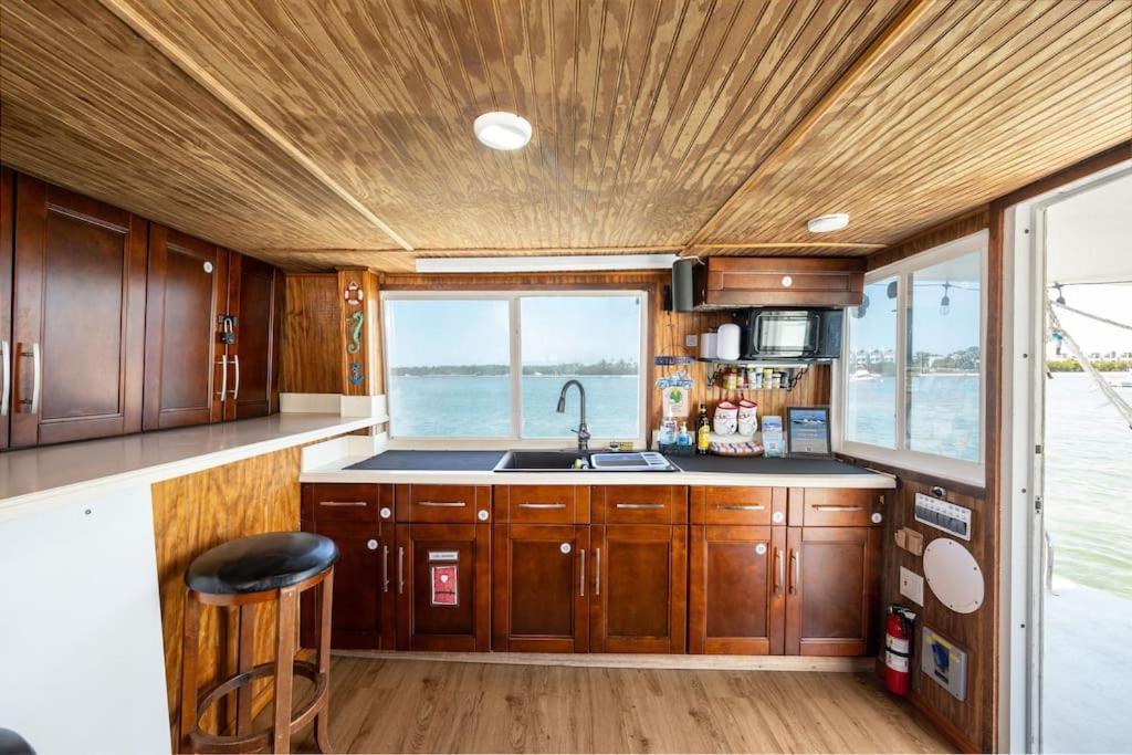 Beautiful Houseboat In Key West Hotel Ngoại thất bức ảnh