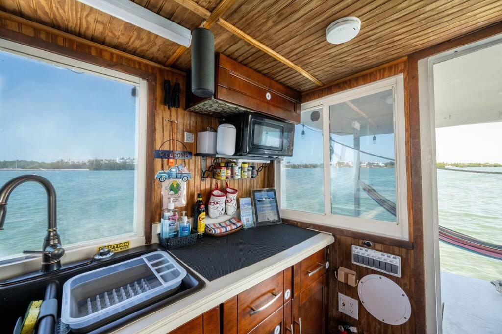 Beautiful Houseboat In Key West Hotel Ngoại thất bức ảnh